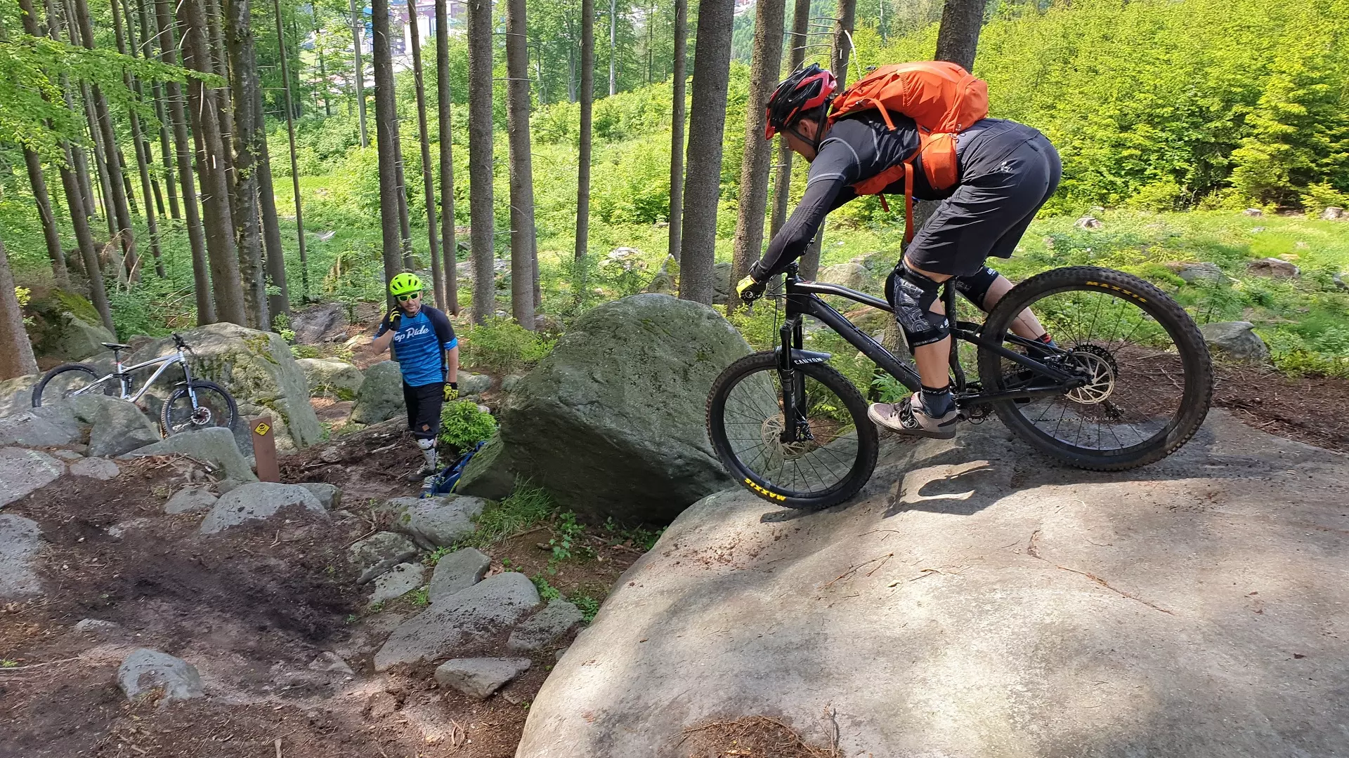 Horská cyklistika v Krkonoších na cyklotrasách v okolí Horního Maršova a Apartmánu U potoka